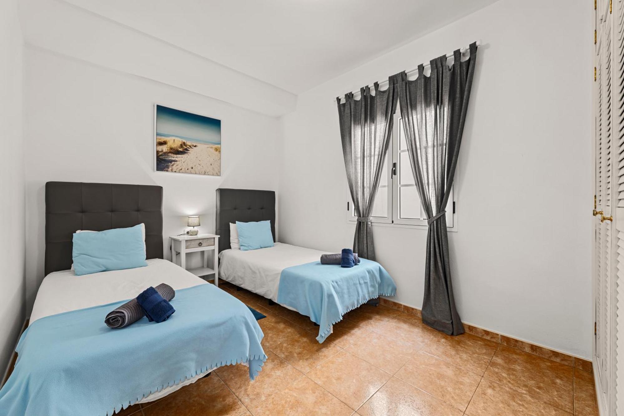 Apartamento Playa Dorada Bajos Плая Бланка Екстериор снимка